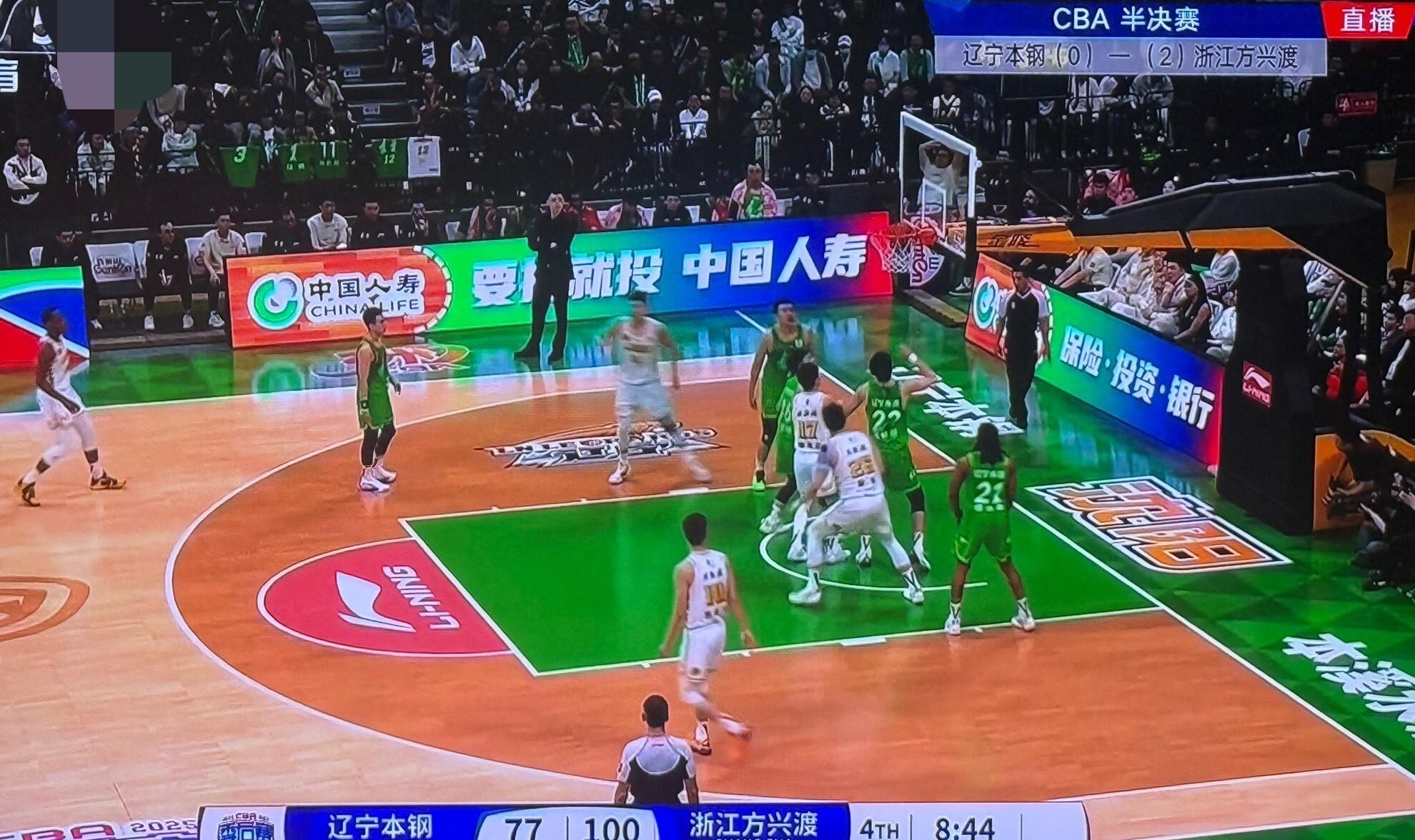 包含浙江男篮克服困难，击败强敌晋级的词条