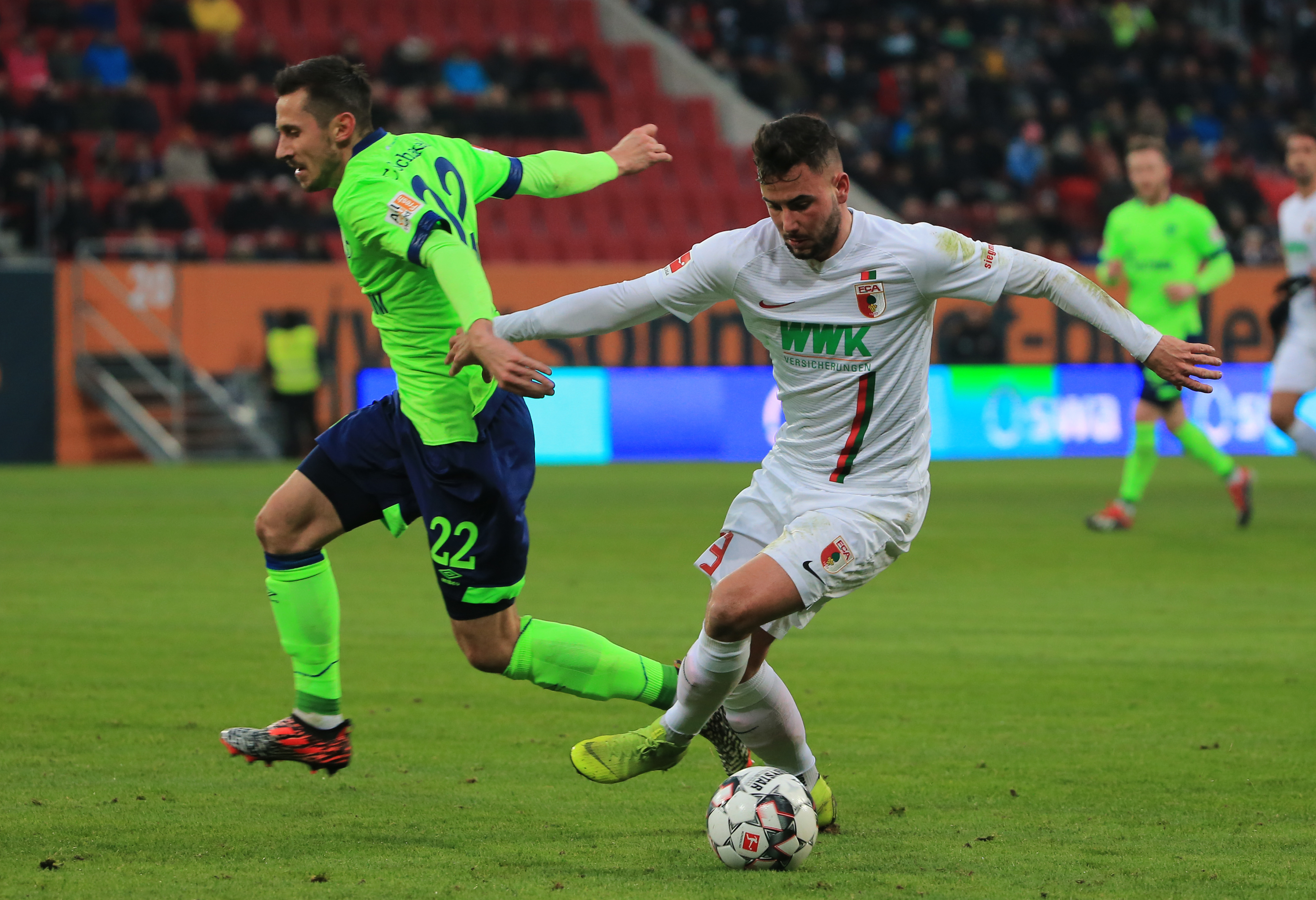 包含沙尔克04主场战平弗赖堡,遭遇不胜的词条 包含沙尔克04主场战平弗赖堡,遭遇不胜的词条